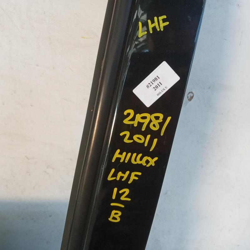door front left