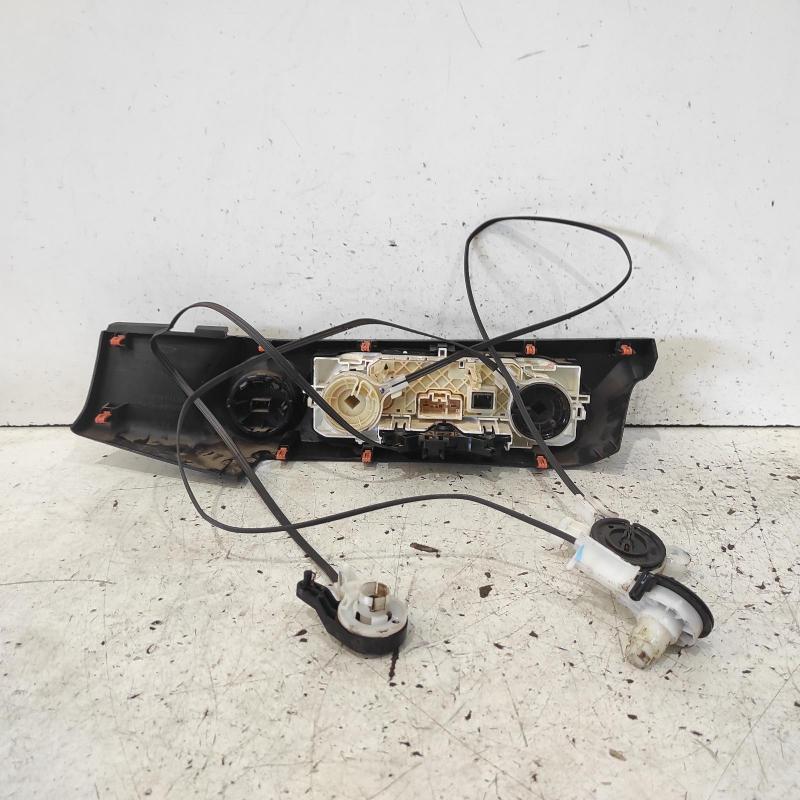 heater/aircon controls