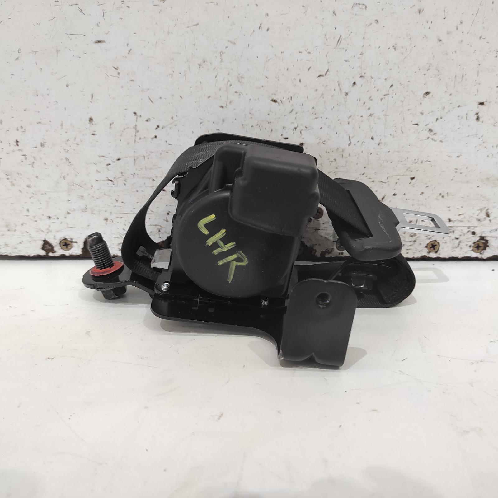 I30 Seat Belt Stalk 2012-2017 lh rear,seat belt only,gd,hatch,03/12-02/17 00021839 #692121