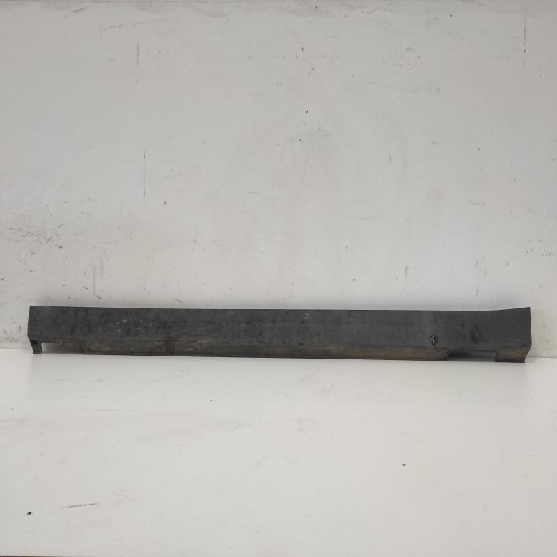 side step skirt