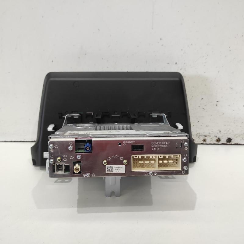 stereo/head unit