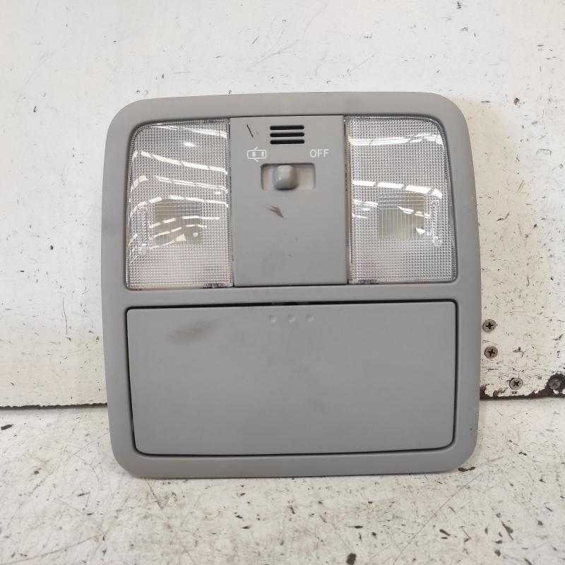 courtesy light