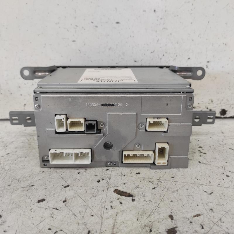 stereo/head unit