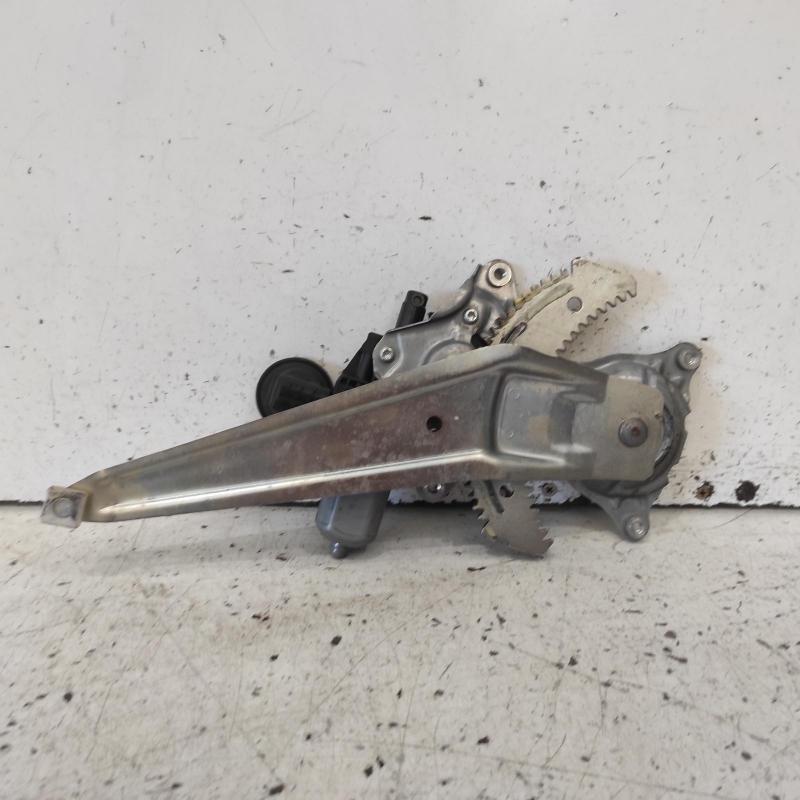 window regulator/motor rear left