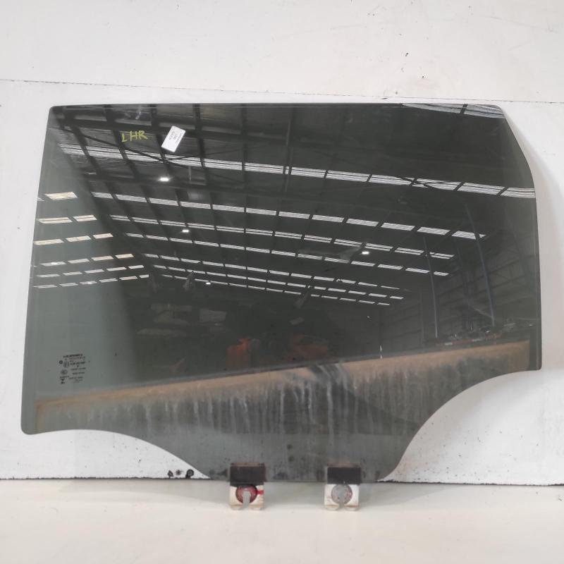 door window rear left