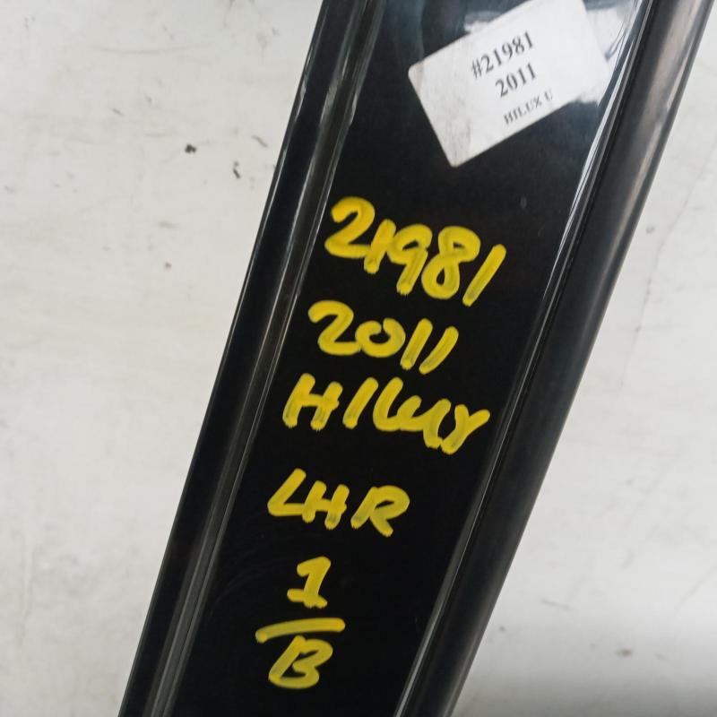 door/sliding rear left