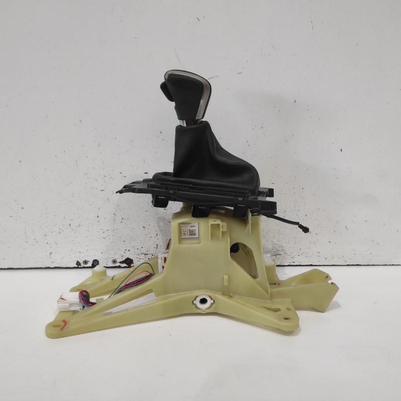 gear stick/shifter