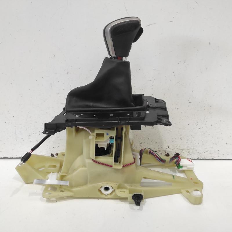 gear stick/shifter