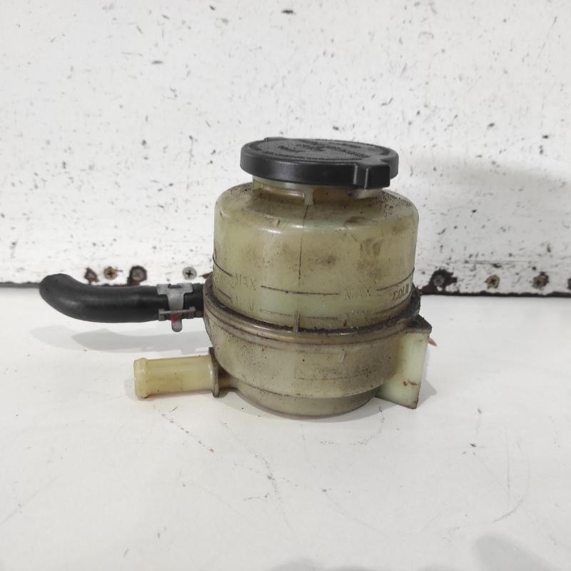 power steering reservoir