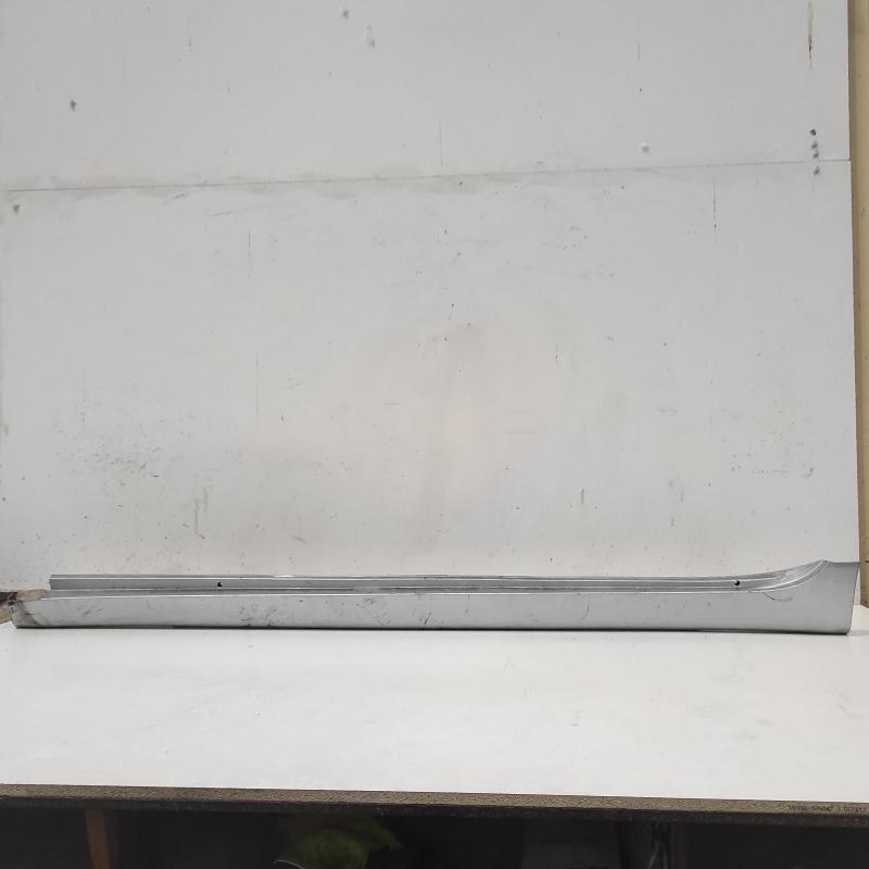 side step skirt