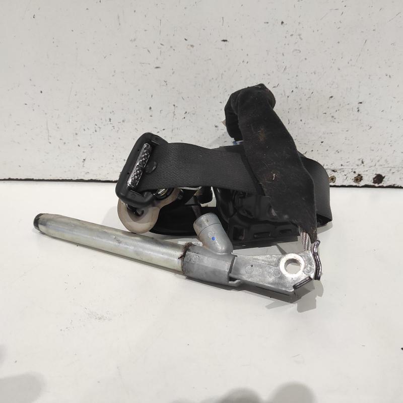 seat belt stalk