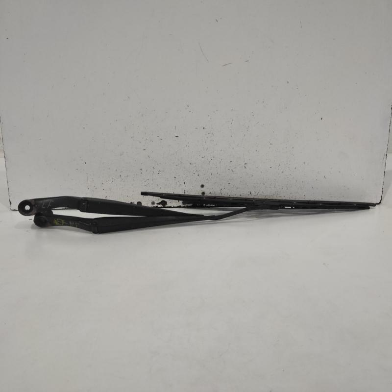wiper arm