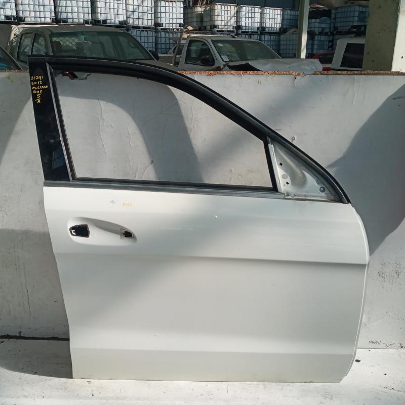 door front right