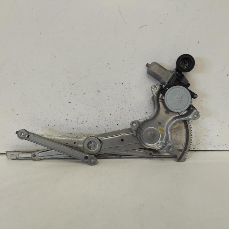 window regulator/motor front left