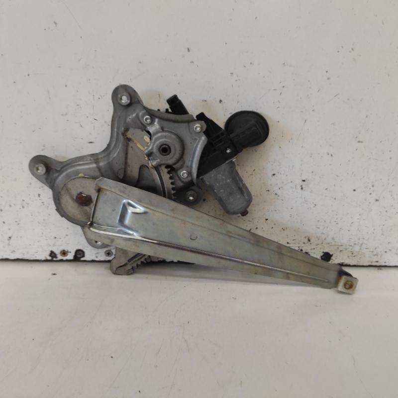 window regulator/motor rear right