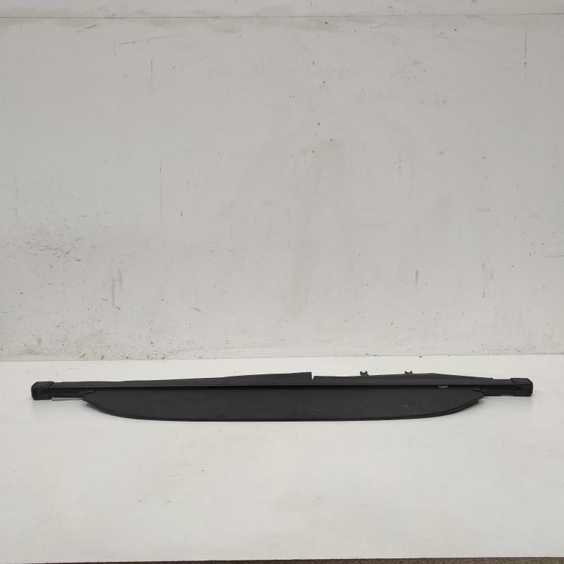 parcel shelf
