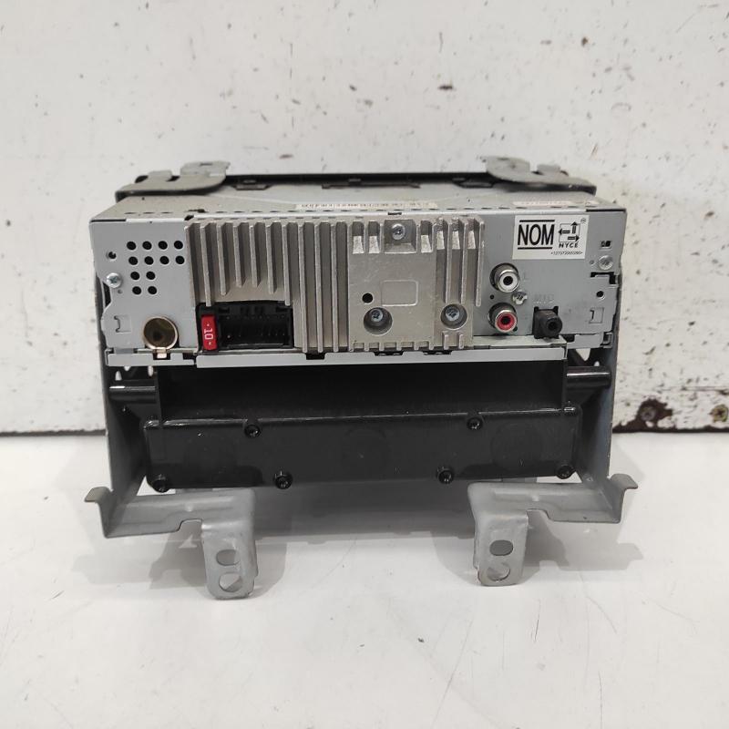 stereo/head unit