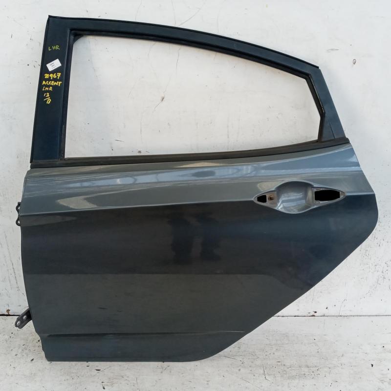 door/sliding rear left