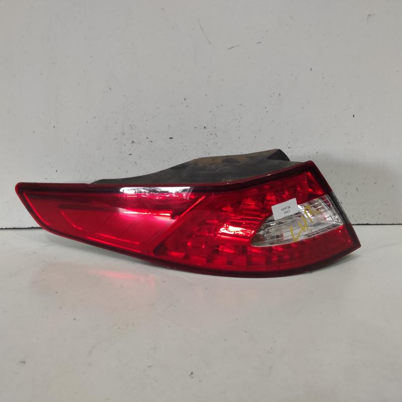 taillight left