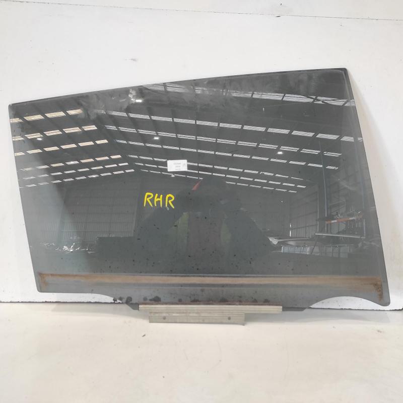door window rear right