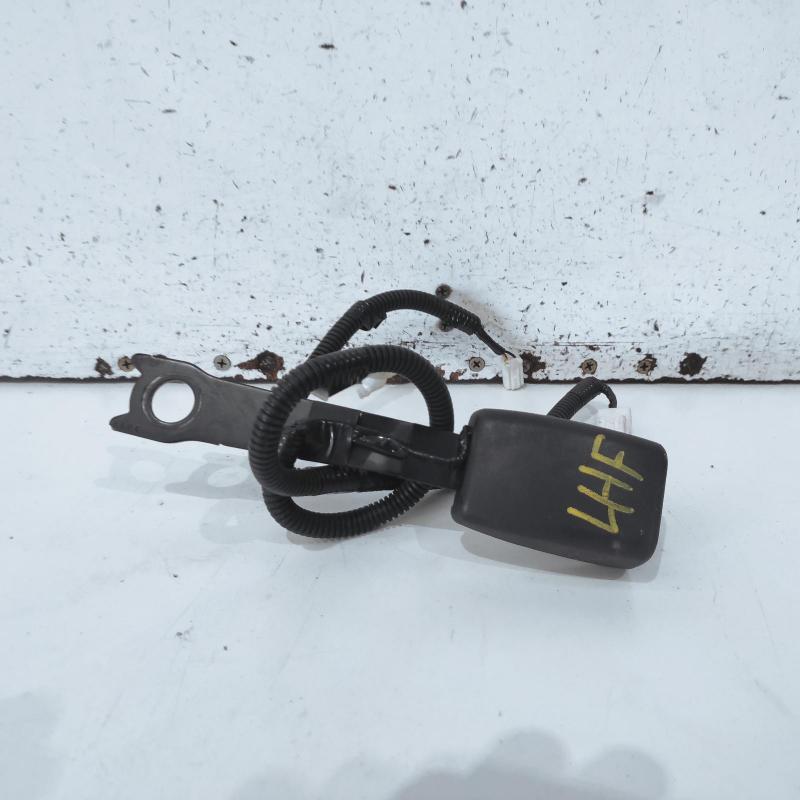 seat belt stalk