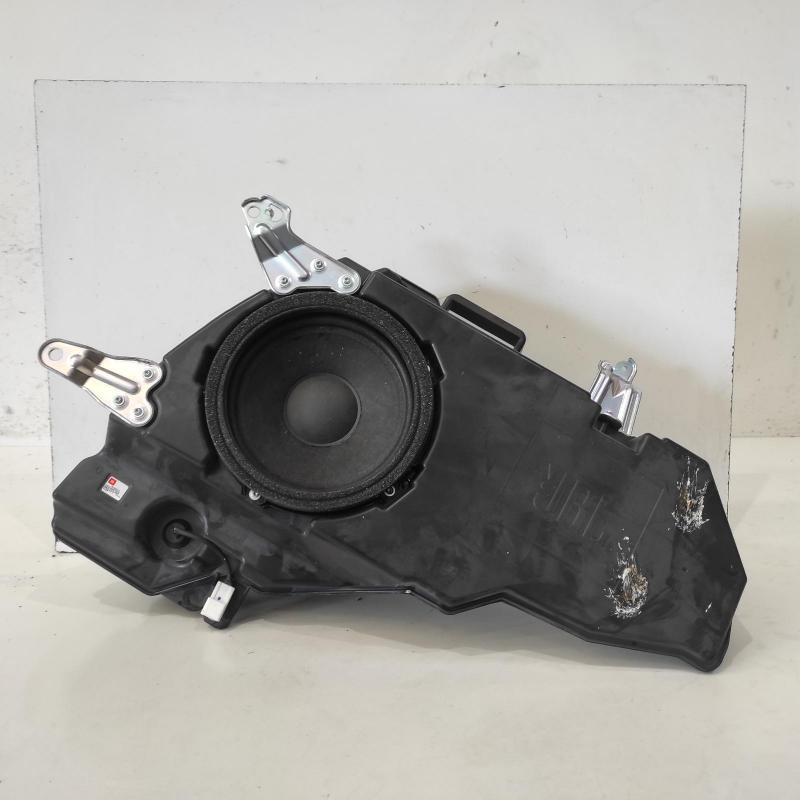 speakers