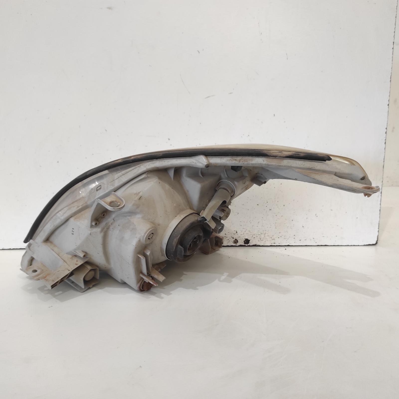Prado Headlamp Right 2003-2009 120 series,02/03-10/09 00021757 #693483