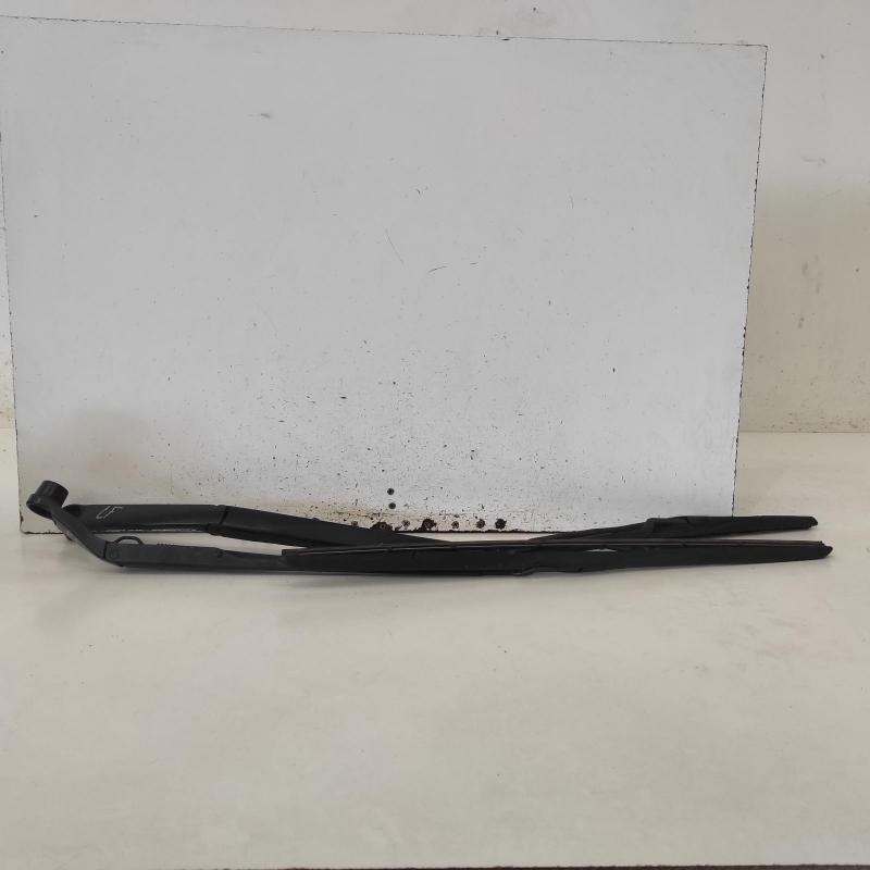 wiper arm