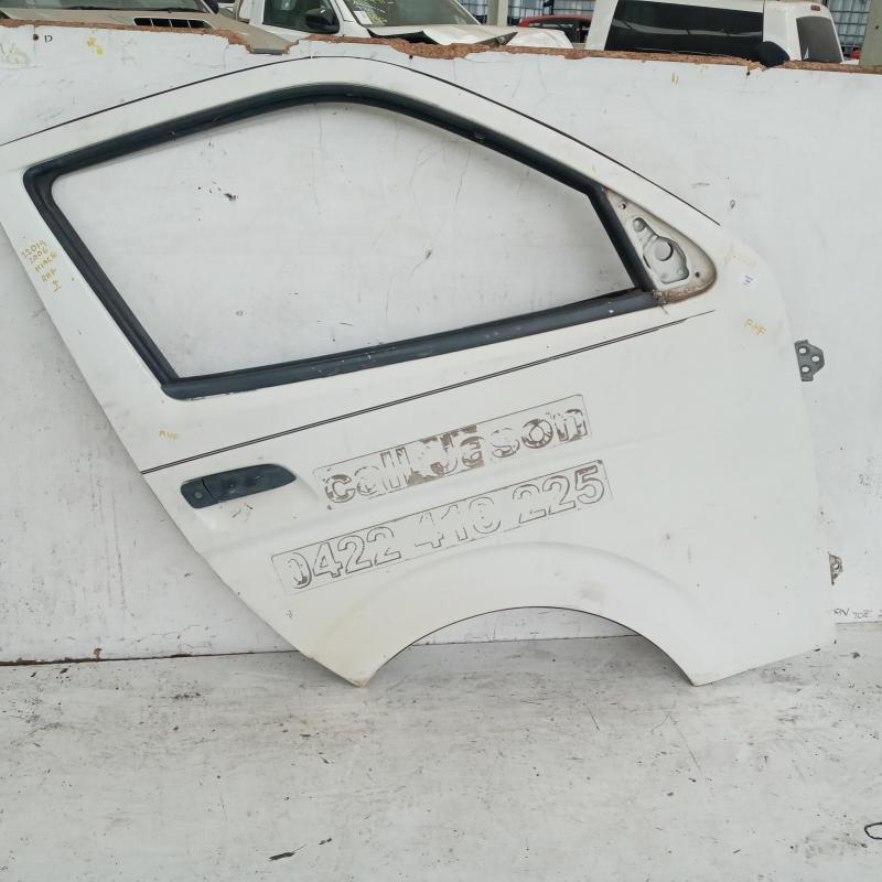 door front right