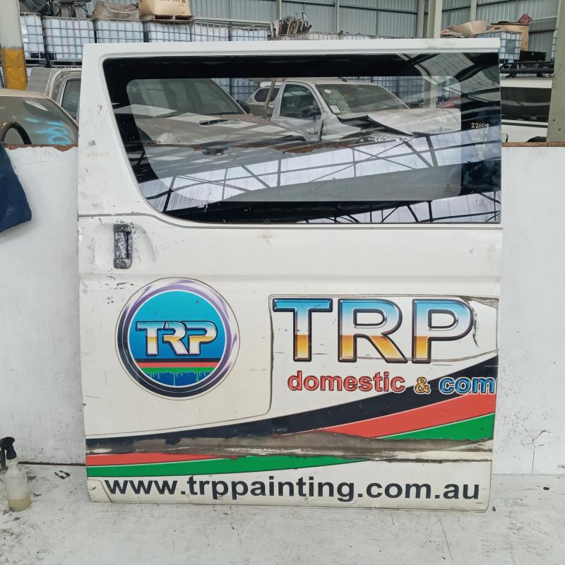 door/sliding rear left