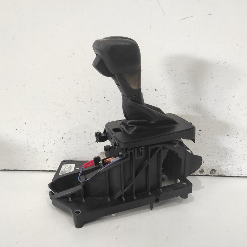 gear stick/shifter