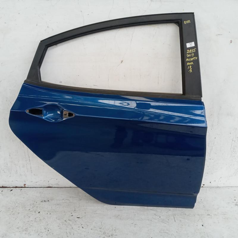 door/sliding rear right