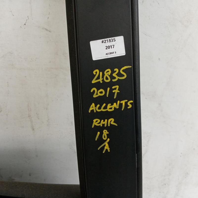 door/sliding rear right