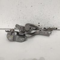 bonnet hinge/strut