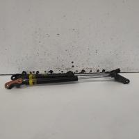 hatch strut