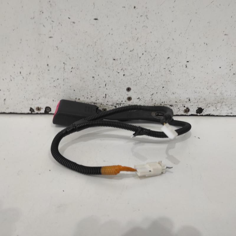 seat belt stalk