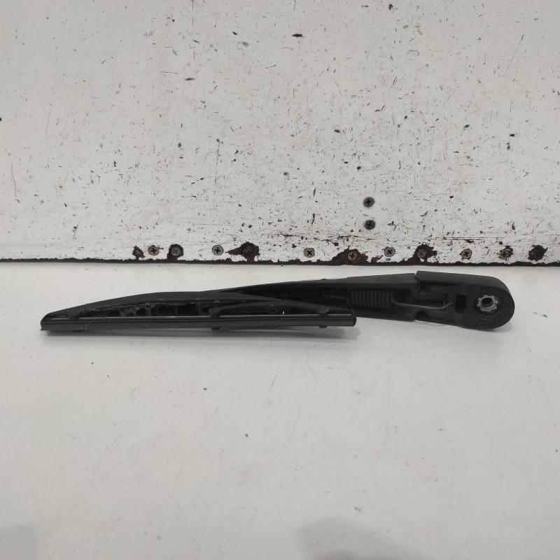wiper arm