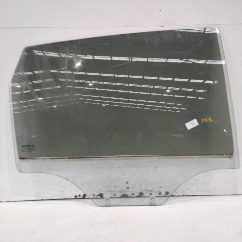 door window rear right