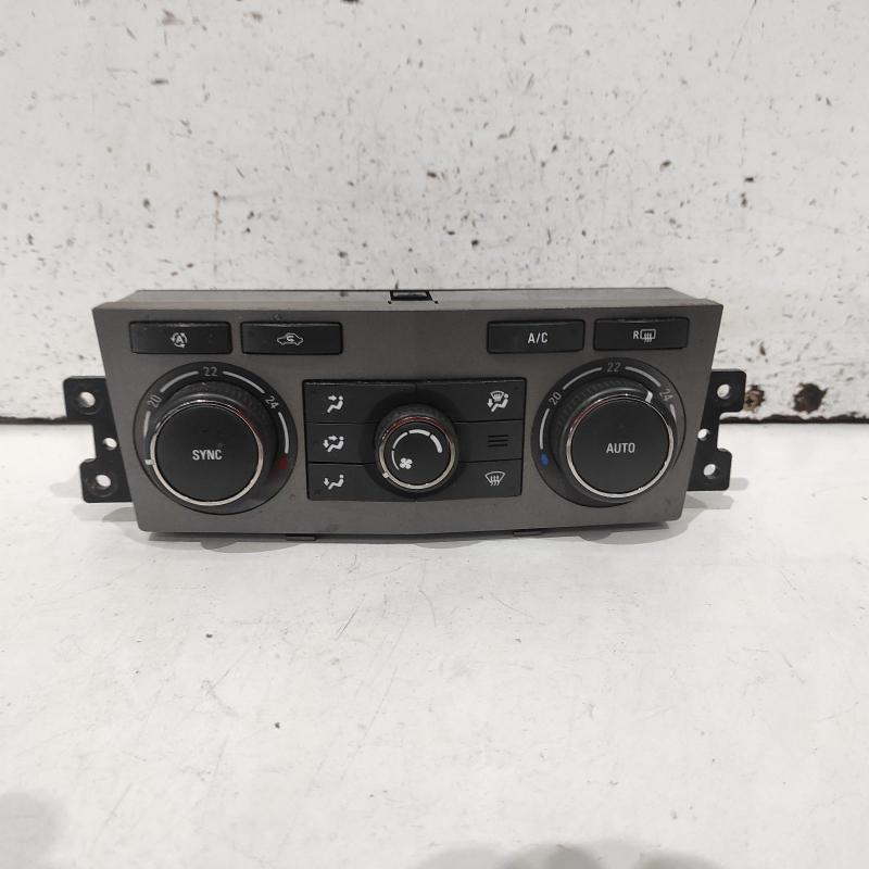 heater/aircon controls