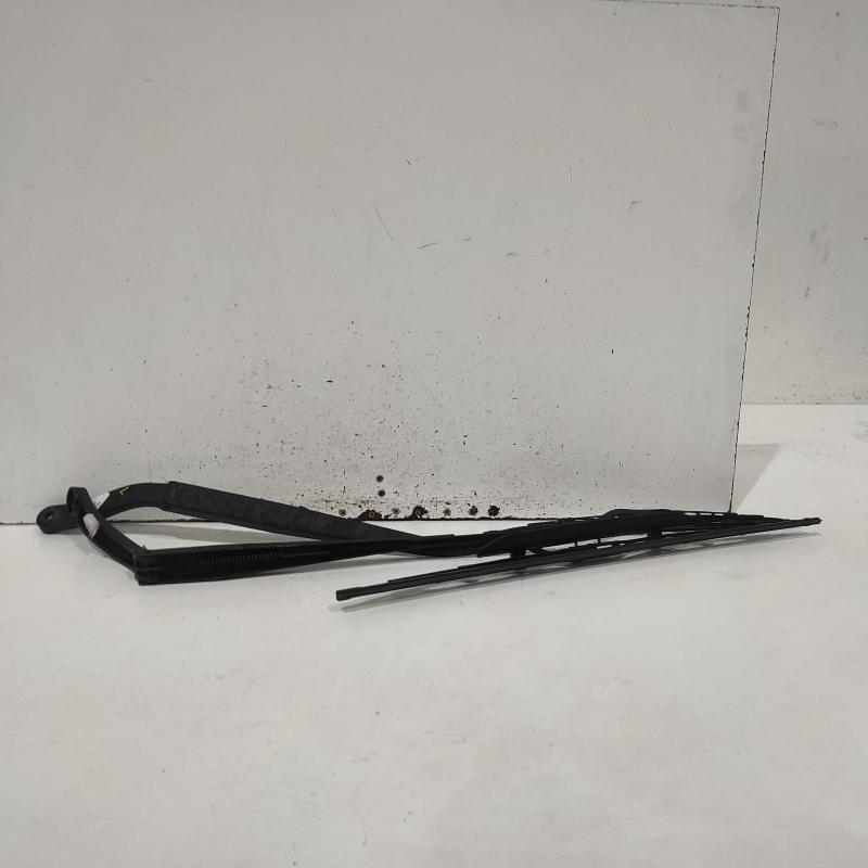 wiper arm