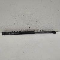 hatch strut