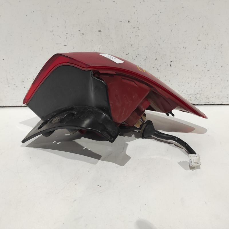 taillight left