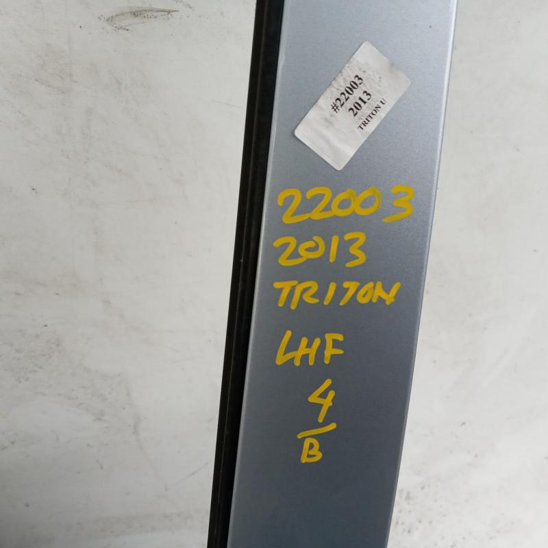 door front left