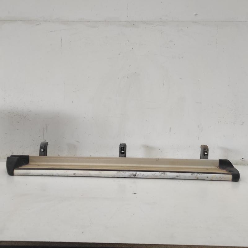 side step skirt