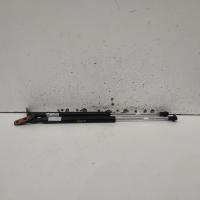 hatch strut