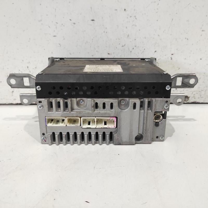 stereo/head unit