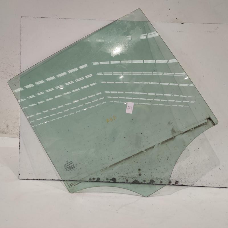 door window rear right