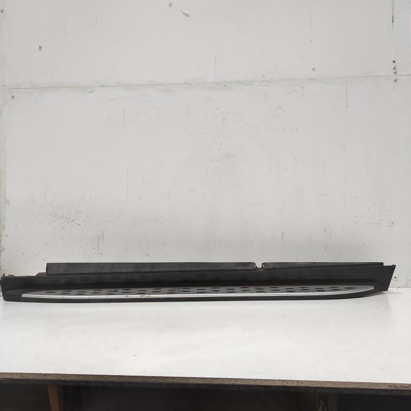 side step skirt