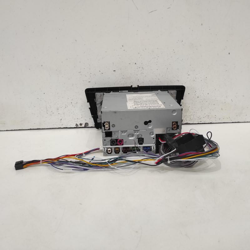 stereo/head unit