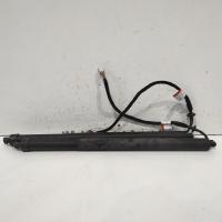 hatch strut